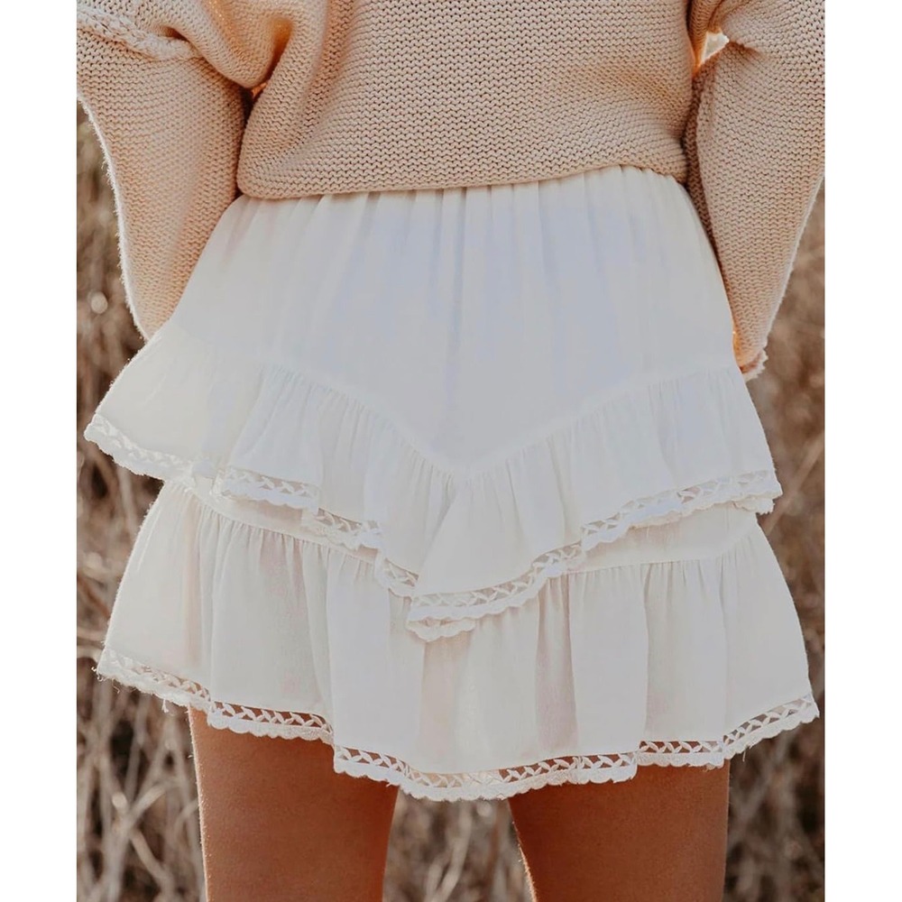 NWT White Flowy Shorts Women Boho Ruffle Tiered Skort Crochet Lace Mini XS